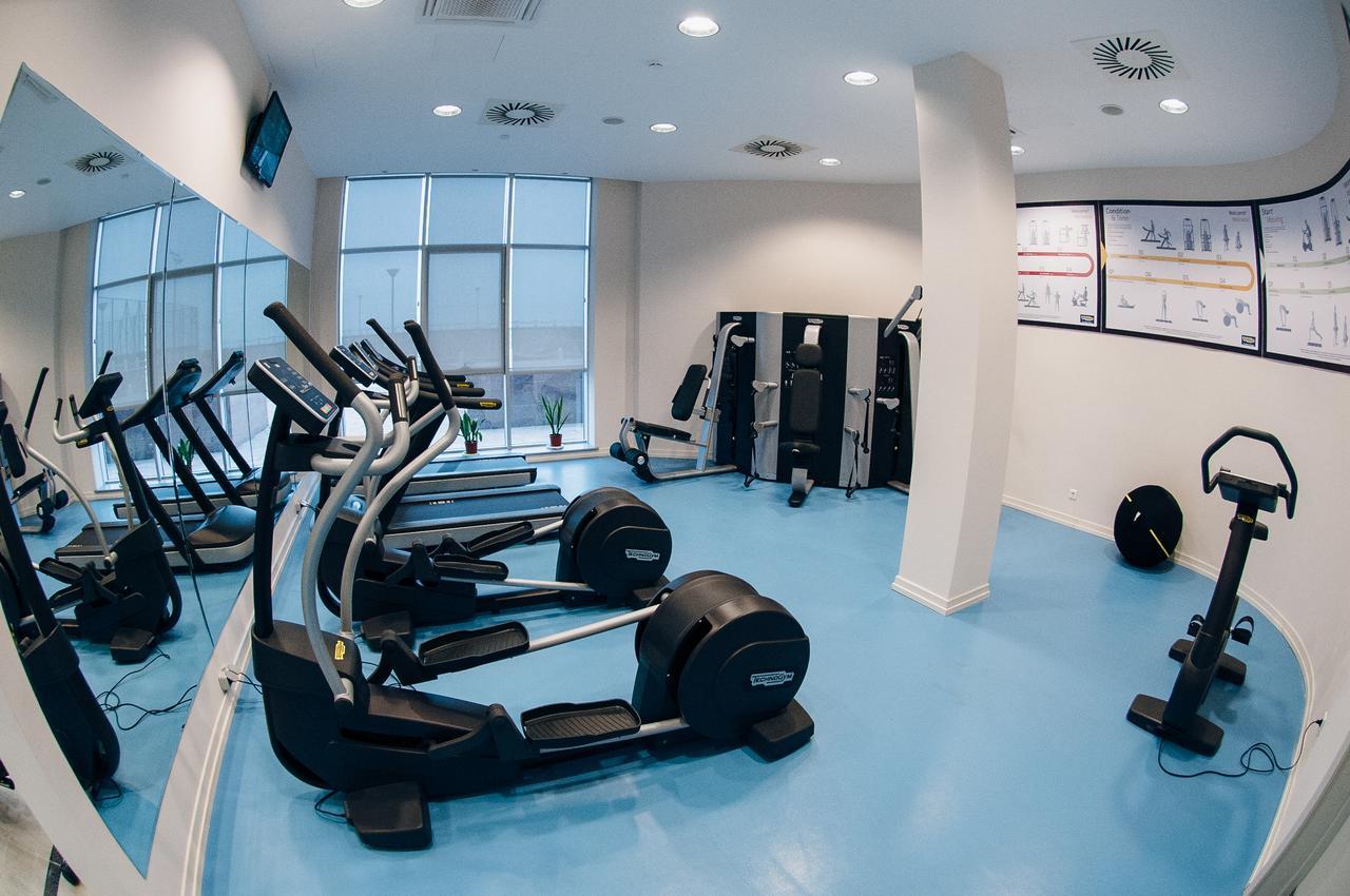 Caspian Riviera Grand Palace Hotel Aktau (Mangystau) Exterior foto The gym at the University of Roehampton
