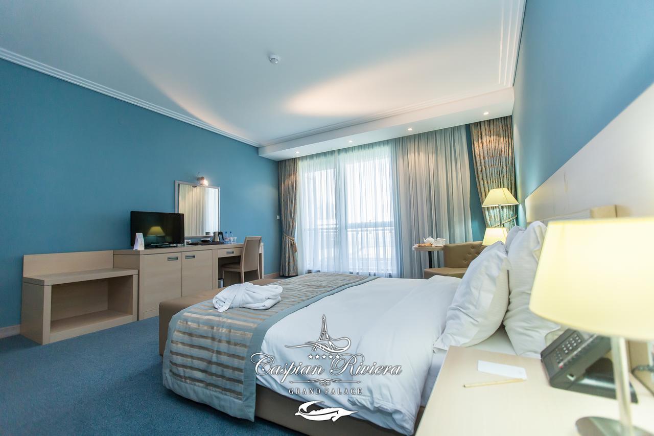 Caspian Riviera Grand Palace Hotel Aktau (Mangystau) Exterior foto A room at the hotel